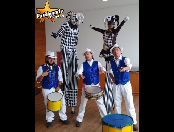 Zanqueros y Batucada / Activaciones