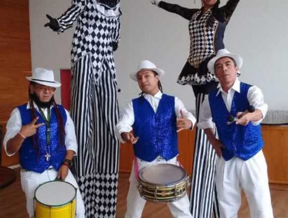 Batucada y zanqueros ¡presentes! Cdmx en Venustiano Carranza (Municipio)