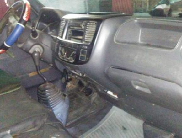 Vendo microbus Nissan urvan año 2007 en San Pedro Sula (Municipio)