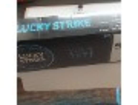 el carton con 10 cajetillas. lucky light clic en Santiago (Comuna)