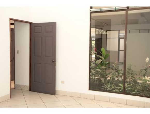 VENTA DE BODEGA, HEREDIA, BELEN en Belén (Cantón)