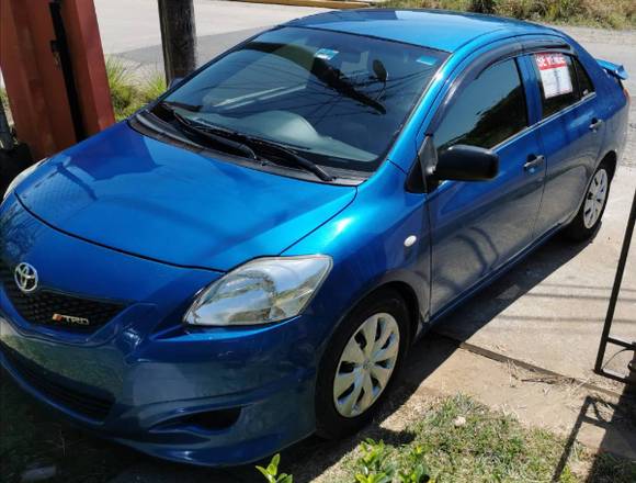 Vendo toyota yaris 2010 en Santiago (Distrito)