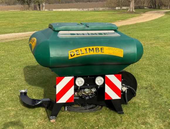 DELIMBE SEMILLADORA T20 1700 LITROS TOLVA FRONTAL en Caaguazu (Distrito)