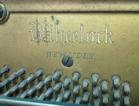 Antiguo Piano Wheelock en Alto Bío Bío (Comuna)