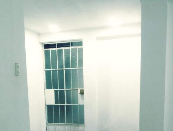 ALQUILER DE CUARTOS GRANDES S/450 en Miraflores (Lima 18) (Distrito)