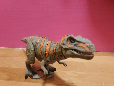 Juguete dinosaurio en Mollerussa (Municipio)