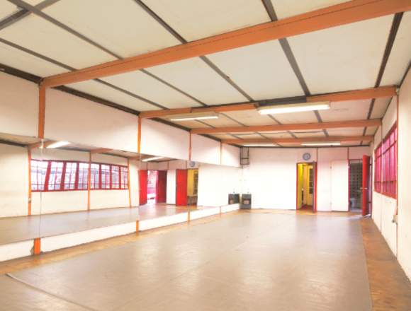 Salas de Danza, Teatro, Artes Escénicas. en Santiago (Comuna)