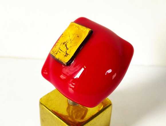 Anillo burbuja en vidrio soplado.