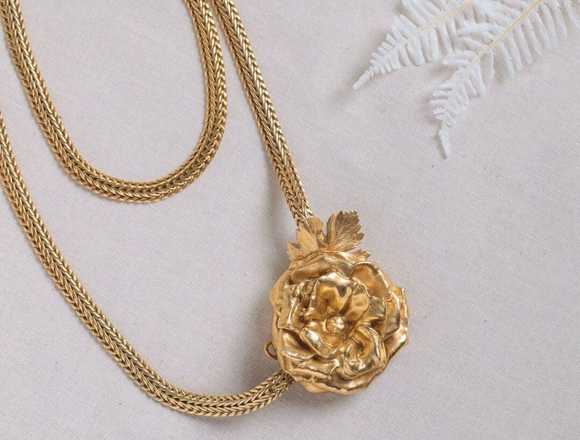 ELEGANCIA COLLAR ROSA 24K
