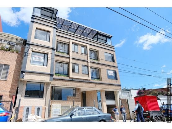SE ARRIENDA APARTA ESTUDIO EN MODELIA ED ARKADIA 102 - ARG