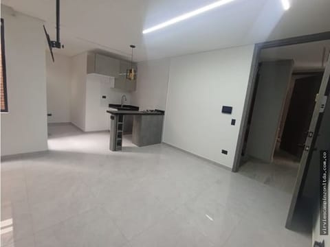 SE ARRIENDA APARTA ESTUDIO EN MODELIA ED ARKADIA 105 - ARG