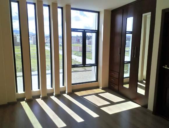 Vendo casa por Estrenar sector Ciudad Balboa en Guano (Cantón)
