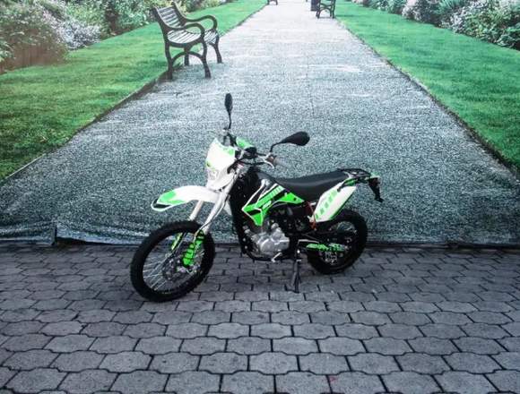 Moto TRX AHM 25O, nueva, urge vender por necesidad en Ciudad de Guatemala (Municipio)