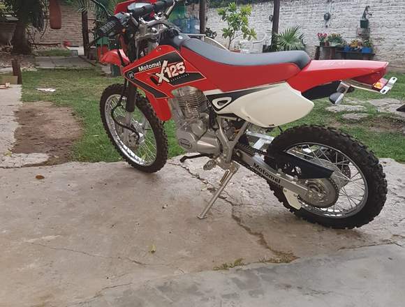 Motomel Cross 125cc en Lago Buenos Aires (Localidad)