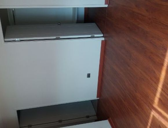 Amplio, impecable y moderno departamento