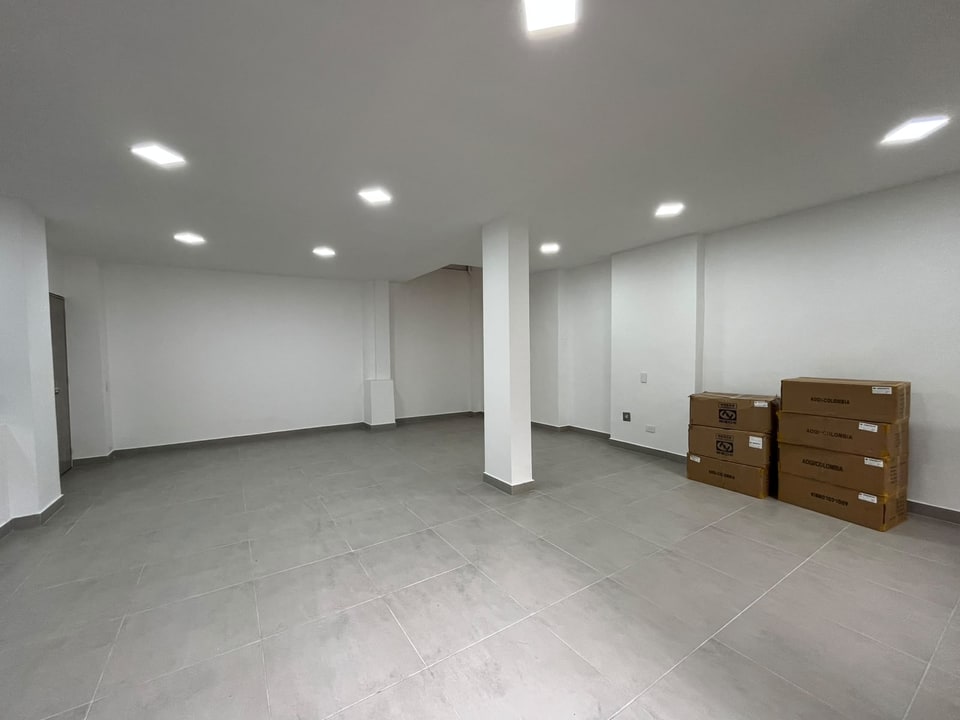 Local en Belén Fátima - en arriendo en Medellín (Municipio)