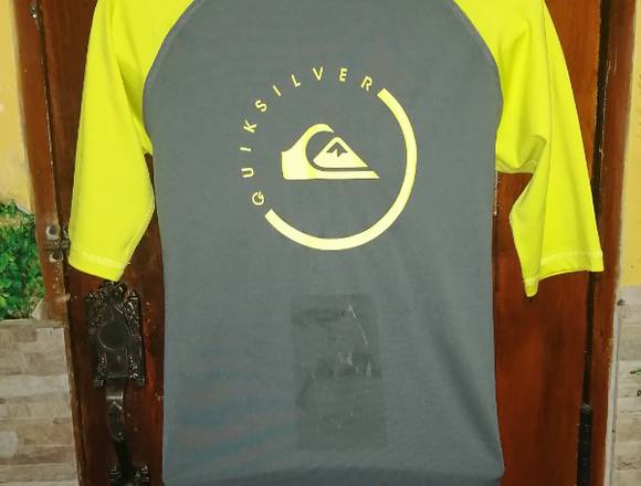 Camiseta talla xL en muy buen estado en San Ramón (Cantón)