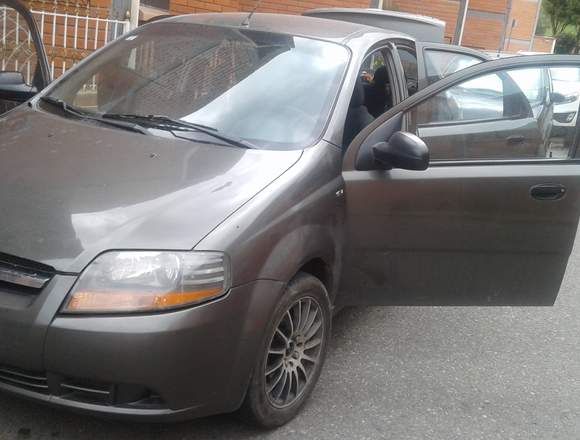 Vendo hermoso chevrolet aveo en Cuenca (Cantón)