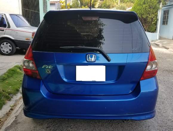 Honda Fit ano 2007 141.000 km en Pichincha (Cantón)