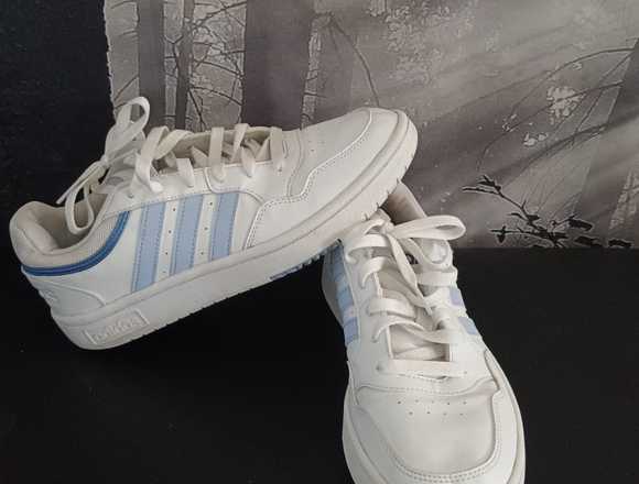 ZAPATILLAS ADIDAS talla 39