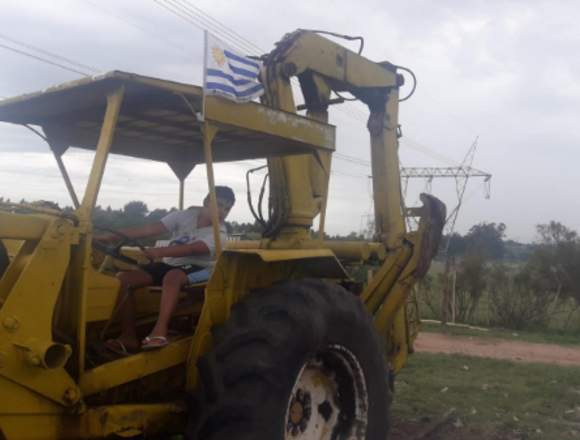 VENDO O PERMUTO PALA MECANICA en Montevideo (Localidad)