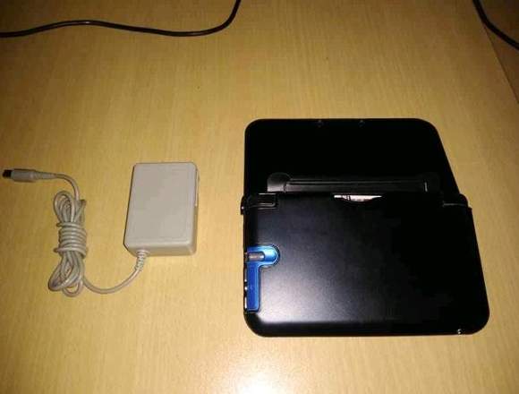 Nintendo DSi XL estado 8/10 en Lima (Lima 1) (Distrito)