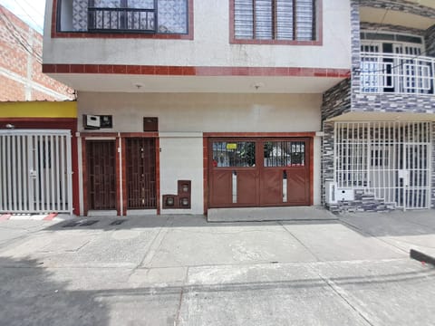 CASA EN ALQUILER, LAS ACACIAS, ORIENTE, CALI en Santiago de Cali (Municipio)