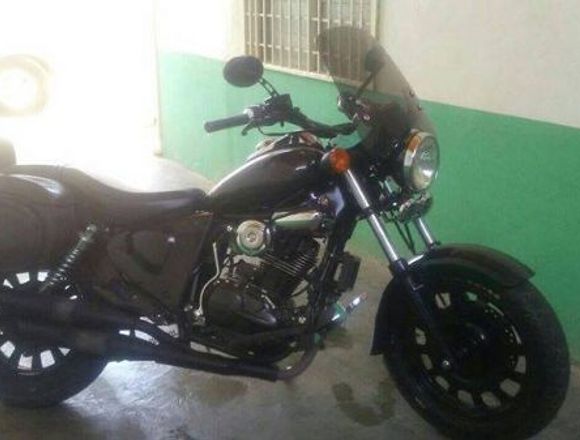Moto Superlight año 2014 en Morán (Municipio)