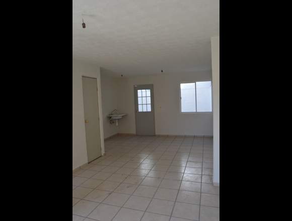 casa en fraccionamiento real del valle