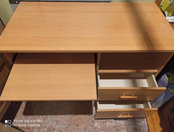 Mesa escritorio/ Mesa de estudio
