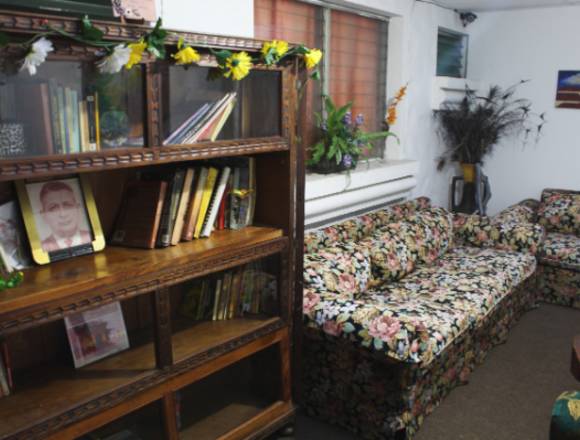 Señorita sola , alquilo linda habitacion en Santa Tecla (Municipio)