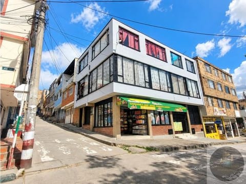Casa comercial rentable en venta – Monteblanco, Bogotá