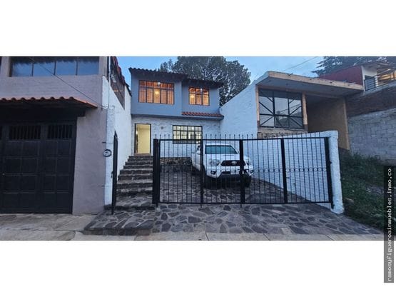 Bonita casa en zona centrica de mazamittla jalisco