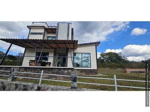 Bonita cabaña nueva en venta en zona de bosque de mazamitla jalisco