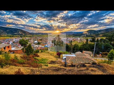Lote Urbano Estratégico en la Entrada de Samacá