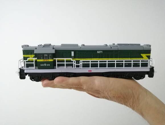 LOCOMOTORA TREN JUGUETE , CON SONIDO REAL en Envigado (Municipio)