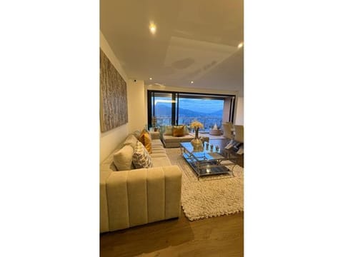 Venta Apartamento 3 alcobas unidad EXCLUSIVA Los Balsos El Poblado