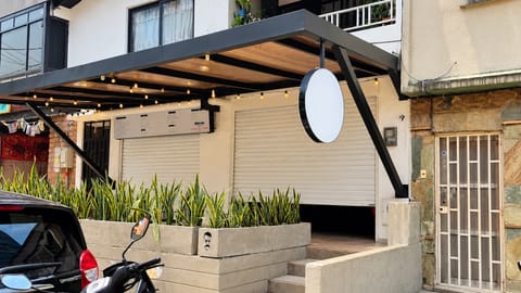Venta Local Comercial Laureles Zona Rosa 156 DESOCUPADO Inversion 1A en Medellín (Municipio)