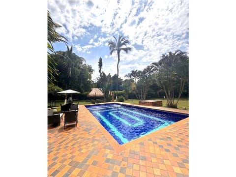 Venta Finca Urbana Lote Plano Recta Santa Fe de Antioquia AMOBLADA