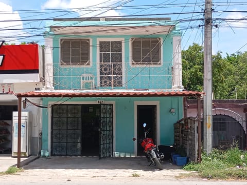 Casa en venta sobre Avenida Circuito Colonias en Mérida, Yucatan en Mérida (Municipio)