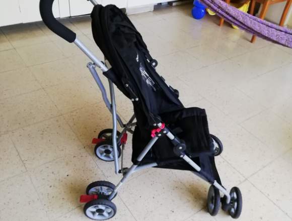 coche para bebe bien compacto y practico