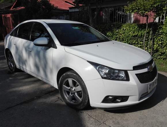 Vendo con urgencia mi Chevrolet Cruze Full en Santiago (Comuna)