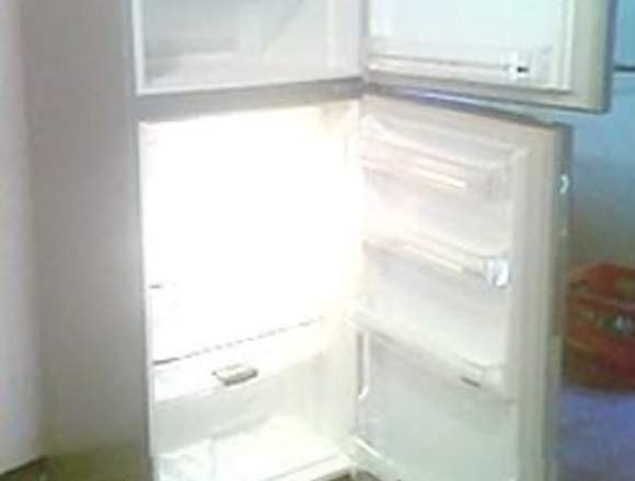 nevera electrolux 21 pies modelo 7200 platino en Libertador (Municipio)