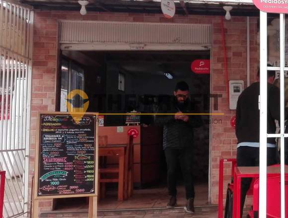 Derecho a llave Local comida al paso en La Reina en Santiago (Comuna)