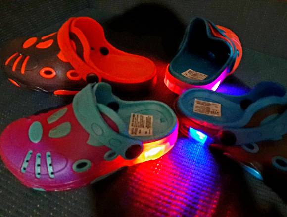 Zapatillas con luces niñosby niñas
