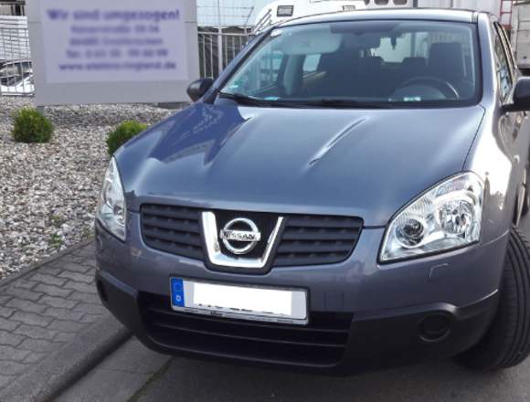Nissan Qashqai 2 l Visia 141 PS, 4.000 km!! in Landau in der Pfalz (Lokalität)