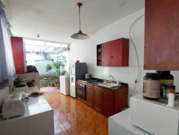 COMODA CASA EN VENTA EN PRADO CENTRO. DOS PLANTAS