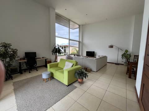 Venta de Encantador Apartamento en Santa Ana / Mls. 26-718 OFC JB en Santa Ana (Cantón)