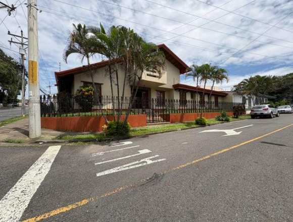 Alquiler de Oficina en Alajuela /Mls 26-747 OFC JB en Alajuela (Cantón)