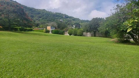 Venta de Estupendo Lote de Terreno en Santa Ana / Mls. 26-907 OFC JB